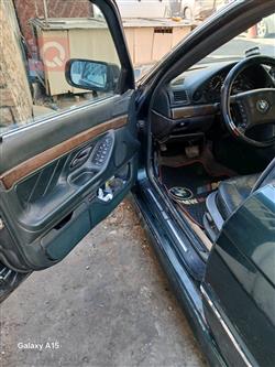 بي ام دبليو الفئة 7